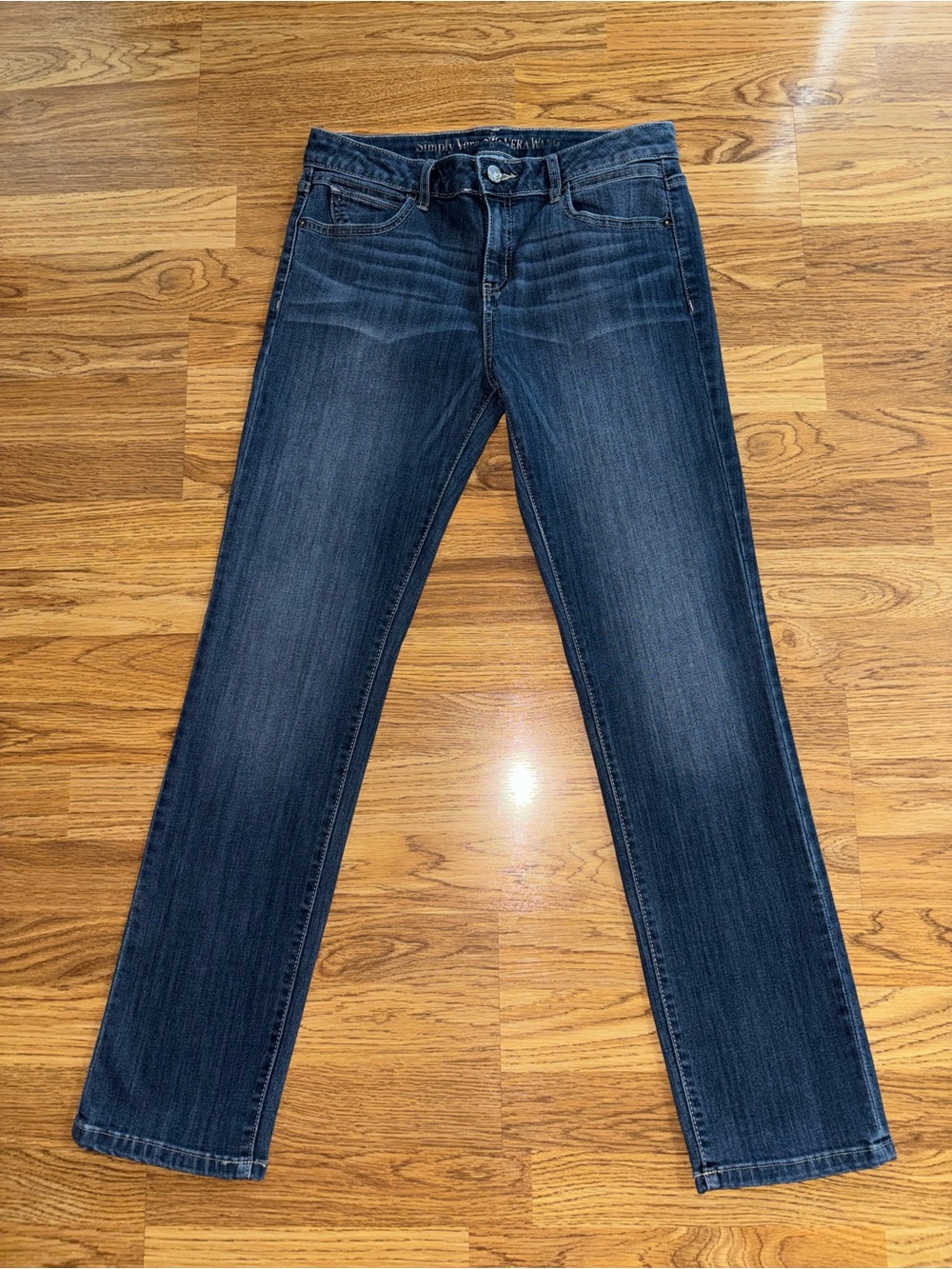 Simply Vera Wang Roll Cuff Capri Women's Size 8 Dark Wash Mid Rise Stretch